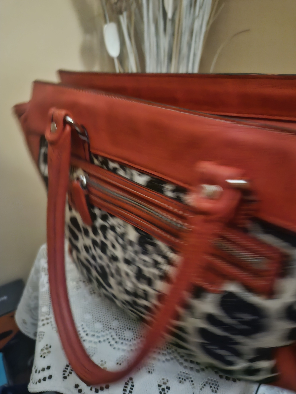 ,💞❣️Womens Red Cream and Black Leopard Print Coach Bag💓💝 - Picture 3 of 11